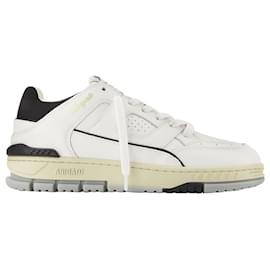 Axel Arigato-Area Lo Sneaker in Black Leather-White