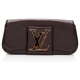 Louis Vuitton Patentleder Sobe Clutch Rot