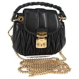 Borsa a spalla Miu Miu Matelassé Chain Pouch in pelle nera e oro Auth 128140SM Nero D'oro