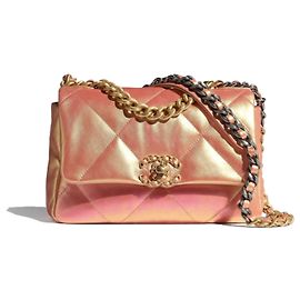Chanel 19 Couro de bezerro iridescente acolchoada média aba rosa Rosa