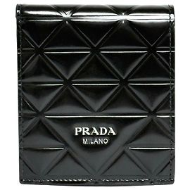 Prada Men's Bi-fold Wallet in Black Leather Black