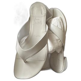 Mules Christian Louboutin Sweet Janetonga em couro branco Branco