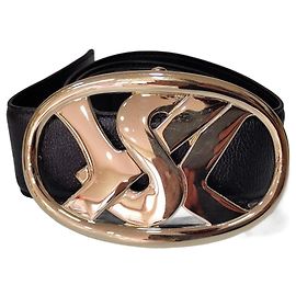 Cinto Yves Saint Laurent com fivela oval de monograma YSL preto Preto