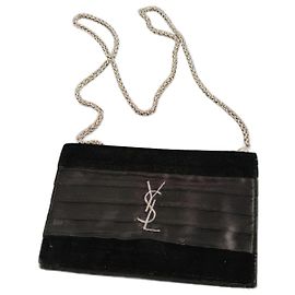 Pochette nera in velluto e satin di Yves Saint Laurent Nero Argento