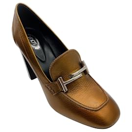 Tod's-Tod's Bronze Metallic Leather Heeled Loafer Pumps-Metallic