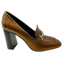 Tod's-Tod's Bronze Metallic Leather Heeled Loafer Pumps-Metallic