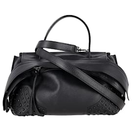 Tod's-Tod's Wave Top Handle Bag in Black Leather-Black