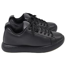 Bottega Veneta-Bottega Veneta Pillow Low-Top Sneakers in Black Calf Leather-Black
