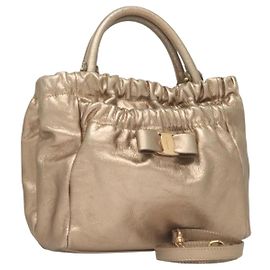 Sac à main en cuir Vala 2 en 1 de Salvatore Ferragamo, or, authentique 130369 Doré
