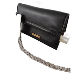 Jacquemus-The Square Circle-Black