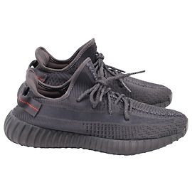 Adidas x Yeezy Boost 350 V2 Sneakers in Black Non-Reflective Polyester Black