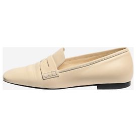 Khaite Cremfarbene Lederloafers - Größe EU 38 Roh