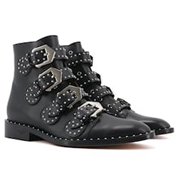 Givenchy-GIVENCHY - Givenchy studded buckle ankle boots in black leather (size 37)-Black
