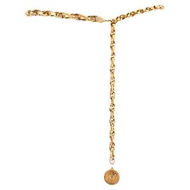CHANEL - Cinturón medallón CC de Chanel en cadena dorada Dorado
