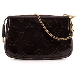 LOUIS VUITTON - Pochette Accesorio Mini Louis Vuitton en cuero charol burdeos Burdeos