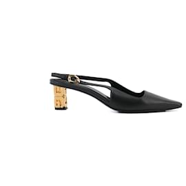 Givenchy-GIVENCHY - Givenchy G Cube pumps in black leather (T37)-Black