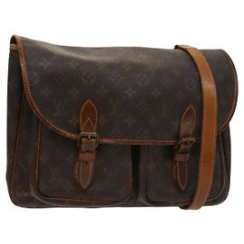 LOUIS VUITTON Sac à épaule Gibecière GM Monogram M42246 LV Auth bs27446 Monogramme
