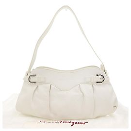Bolsa de Ombro de Couro Salvatore Ferragamo Branco