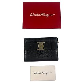 Salvatore Ferragamo Ribbon Vara Wallet Black Leather Black