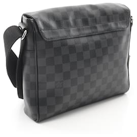 Louis Vuitton-Louis Vuitton District PM NM Damier Graphite Shoulder Bag-Black
