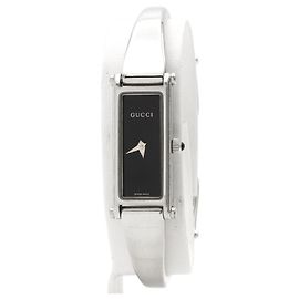 Relógio Gucci, modelo 1500L. Prata