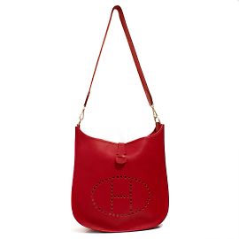 Hermès Evelyne shoulder bag. Rouge