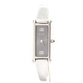 Very nice Gucci watch, model 1500L. Silvery