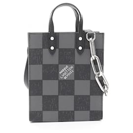 Louis Vuitton-Louis Vuitton Sac Plat XS Handbag-Black