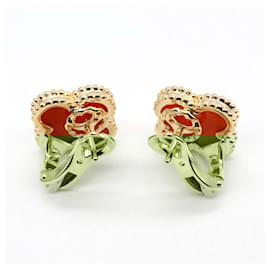 Van Cleef & Arpels-Boucles d'oreilles clous Vintage Alhambra de Van Cleef & Arpels-Jaune