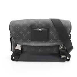 Louis Vuitton-Louis Vuitton Messenger Voyage PM Shoulder Bag-Black