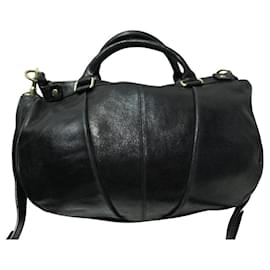 Givenchy-BLACK LEATHER HAND BAG GIVENCHY WITH SHOULDER STRAP-Black