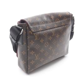 Louis Vuitton-Louis Vuitton District PM Monogram Macassar Shoulder Bag-Brown,Black