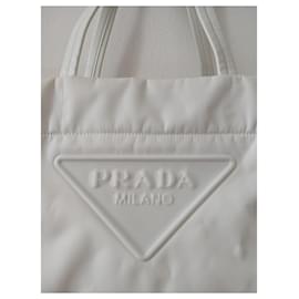 Prada-Logo-White