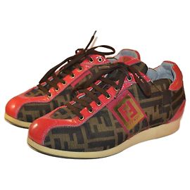 Baskets Fendi en toile et cuir verni 36,5 IT Multicolore