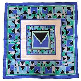 New - Pure silk - signed Michaela Frey Team (XL 90 x 90) White Blue Green Light green Light blue Dark blue