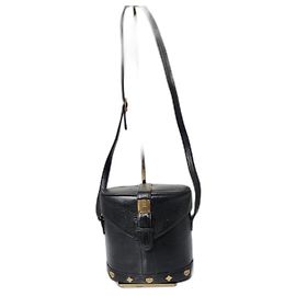 Bolsa bucket vintage com studs MCM preta Preto