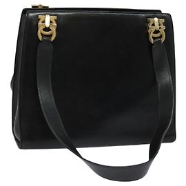 Bolsa de Ombro Gancini em Couro Preto e Dourado Salvatore Ferragamo Auth gh274 Preto Dourado
