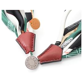 Hermès-Hermes Hermès Fleur Necklace-White,Multiple colors,Green