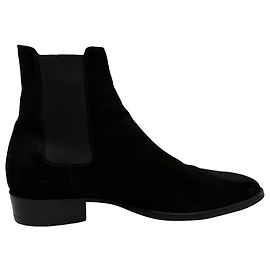 Saint Laurent Wyatt Chelsea Boots in Black Suede Black
