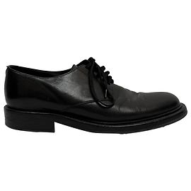 Scarpe Derby stringate Saint Laurent in pelle nera Nero