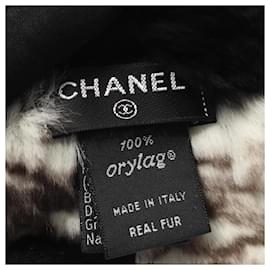 Chanel-Chanel Coco Mark Scarf in Black Fur-Black
