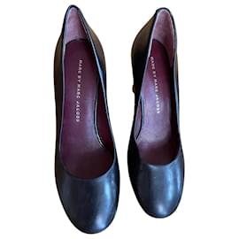 Schwarze Leder-Pumps mit Python-Effekt – Marc by Marc Jacobs (Größe 36) Schwarz
