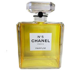 Chanel-Giant Fake Perfume Bottle Chanel N*5-Yellow