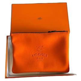 Hermès Neobain Clutch Orange Leopard Pattern Orange