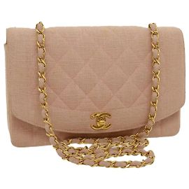 CHANEL Bolsa de Ombro Diana em Canvas Matelassé com Fecho Turn Lock Corrente Rosa CC Auth 29889AV Rosa