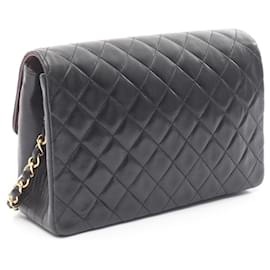 Chanel-Sac à épaule Chanel Matelassé à rabat simple-Noir