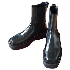 Valentino Garavani Rockstud Leather Ankle Boots Black Black