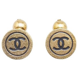 Logo CC di Chanel D'oro