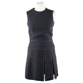 Robe en dentelle noire Valentino ornée de clous et à panneaux Noir