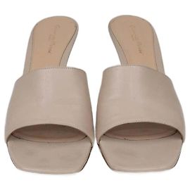 Mules Beige de Punta Cuadrada Gianvito Rossi Beige